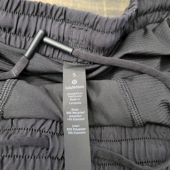 LULULEMON Pace Breaker Shorts | S - Picture 6 of 8